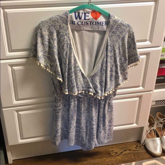 Adorable romper - Picture 1 of 2